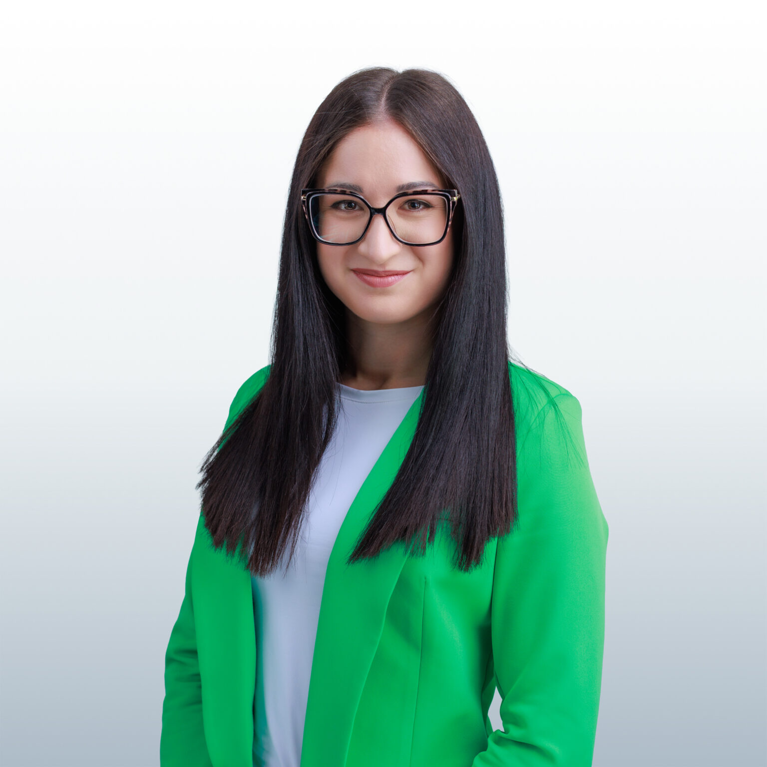Erdélyi Dalma - Nextra Ingatlan
